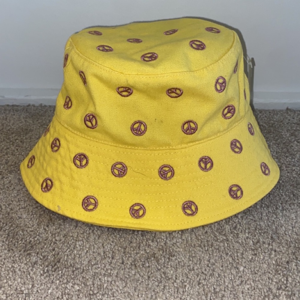 Urban Outfitters Peace Sign Bucket Hat - Picture 2 of 3